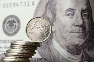 Západ rozhodl a SWIFT se připravuje odpojit ruské banky, ale jen některé - Seznam Zprávy