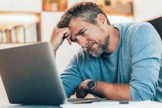 Bez šance na práci? Dlouhodobě nezaměstnaných přibývá - Novinky