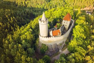 Místo bourání legalizace. Obrat ve sporu o tábořiště na Kokořínsku - Seznam Zprávy