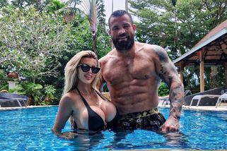 Za pózování u bazénu sklidila Lela Ceterová kritiku. Fanouškům vzkazuje: Máte v hlavě jenom hnůj!