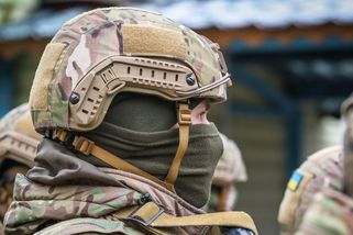 První zraněný Čech bojující ve válce na Ukrajině, léčí se v Kyjevě - Seznam Zprávy