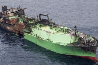 Obchod se „zakázanou“ ropou kvete. Nejvíc z něj těží Čína - Seznam Zprávy