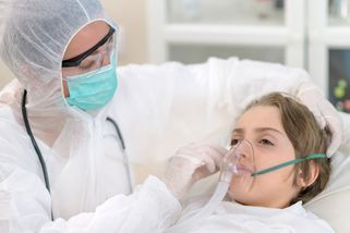 V Praze zemřel s covidem chlapec (12). S omikronem končí děti v nemocnici častěji