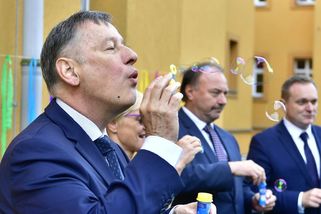 Do českých škol nastoupilo na 60 000 ukrajinských dětí - Novinky