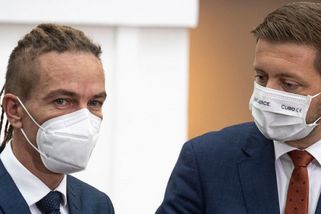 Levá ruka neví, co dělá pravá. Vyjednávání mezi Piráty a STAN jsou velmi náročná, říká Rakušan