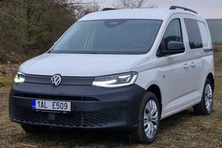 Tak takovéto „simply clever“ mohou v Boleslavi závidět. Test Volkswagen Caddy Flexicab 2.0 TDI 4Motion - Autobible.cz - Předjedeme vaše představy!