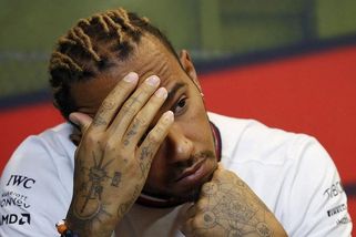 Legendární Stewart si myslí, že Hamilton by měl v F1 skončit - Sport.cz