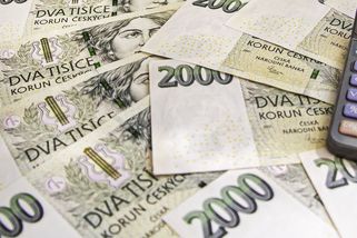 Koruna převálcovala euro i dolar, exportérům ukousla z příjmů sto miliard - Seznam Zprávy