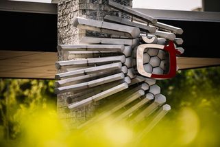 Plán pro Českou televizi bez poplatků: Peníze má posílat státní „holding“ - Seznam Zprávy