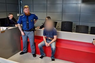 Pobodal syna čtyřzubými vidlemi. Policie u konfliktní dvojice na Vsetínsku zasahovala 52krát - Novinky