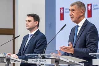 Spolupráce s ním je výborná. Babiš se Macinky zbavit nechce - Novinky