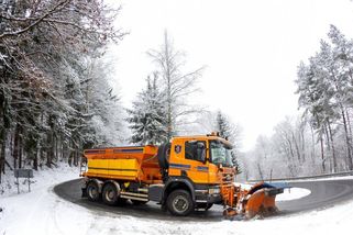 Prosinec byl na zimní údržbu méně náročný, v lednu mají silničáři napilno