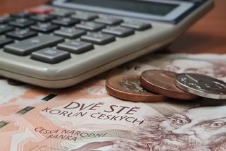 Když slyším, že padesát tisíc je nadprůměrný příjem, jen se usměju. Možná tak na papíře