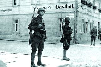 Neuralgický bod českých dějin. Měli jsme s Hitlerem v roce 1938 bojovat? Rozhodně ano - Médium.cz