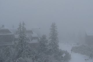 Na východě Česka napadlo přes 15 centimetrů sněhu - Novinky