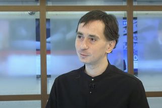 Před smrtí byl jako kostra. Ve vazbě zemřel pianista, kritizoval Kreml na YouTube - Seznam Zprávy