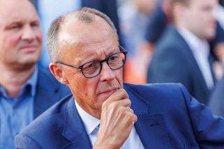 Nad Schengenem se stahují mračna. Merz nemá jinou...