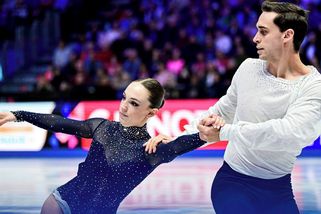 Úleva! Lístky nepřijdou vniveč, po hodině a půl nervů dostane český pár novou šanci - Sport.cz