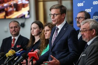 Změna se nekoná. Benda zůstává šéfem poslanců ODS,...