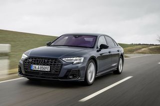 Za volantem plug-in hybridního Audi A8 po faceliftu - Novinky