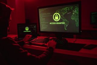 Twitter si došlápnul na Anonymous - Novinky