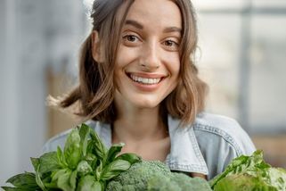Nakrmte svůj mozek těmi správnými potravinami. Ořechy proti stresu, kurkuma na lepší paměť - Proženy.cz