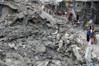 Izrael se dopouští válečných zločinů a otevřeně říká, že nebude brát ohledy, upozorňuje politolog Záhora