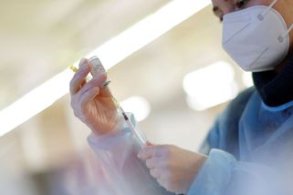 EMA varuje před posilovacími dávkami, mohou oslabit imunitní systém - Novinky