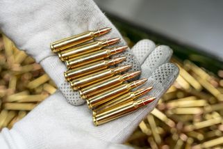 Německé armádě při převozu ukradli 20 000 kusů munice - Novinky