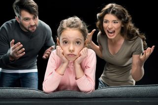 Děti nejsou malí dospělí. Přesto po nich často chceme výkon, sebekontrolu a rozum