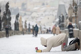 Chudoba se vrátila. Po lockdownech má nové oběti - Seznam Zprávy