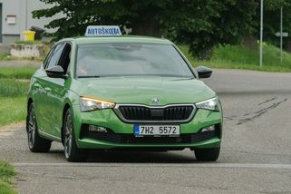 Studenty autoškol potrápí nové otázky. Zkuste si poradit s třinácti z nich - Garáž.cz