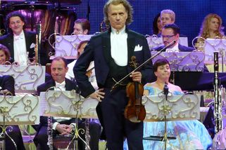 André Rieu přijede do Prahy. Tohle je 10 faktů, které o něm možná nevíte - Médium.cz