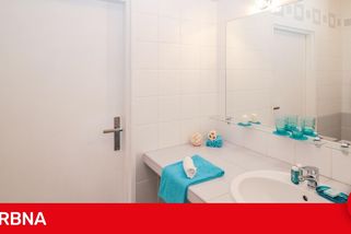 Neplatí nájem, nemají smlouvu, ale cizí byt v Jihlavě dlužníci neopustili