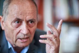 Putin vyznamenal Jána Čarnogurského Řádem cti - Novinky