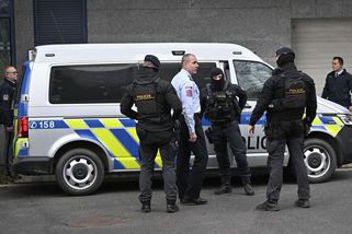 Žalobci žádají vazbu pro pět z 32 obviněných ve fotbalové korupční kauze - Sport.cz