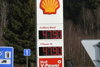 Dalibor Martínek: Drahá nafta a benzín? Zaplatí to střední třída, vláda si myje ruce