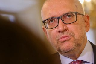 „Zrušení ruštiny na ZŠ je politika. Znehodnotili pět let naší práce,“ kritizují Beka budoucí učitelé - Echo24.cz