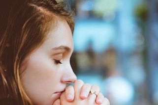 „Chci být matkou, ale mám strach z porodu.“ Máme právo se bát, jen je dobré svůj strach poznat