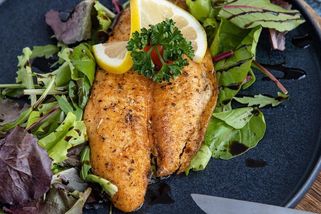 Kam se hrabe vepřové. Vyhlašujeme nejhorší maso, co se prodává v Česku