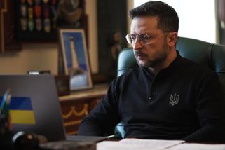 Zelenskyj je doma pod tlakem kvůli jednání o míru. Ať vysvětlí, jaký je plán, zní od Porošenka - Echo24.cz