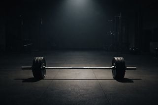 Síla, svaly a realita: Co je při posilování důležité (a co je možná jedno)? - Médium.cz