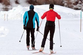 V Krkonoších se střetla skupina běžkařů s turisty. Hádka vyústila v křik přes celou sjezdovku - Médium.cz