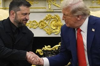 Za zdmi Bílého domu: Úsměvy, rodinné foto a Zelenskyj v obleku - Seznam Zprávy