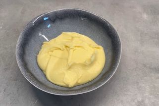 Bramborová kaše se sýrem | Rád jím, nerad vařím