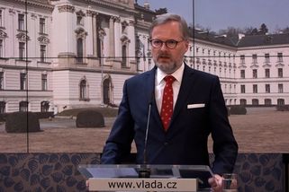 Vstup Ukrajiny do EU teď řešitelný není, řekl Fiala - Novinky