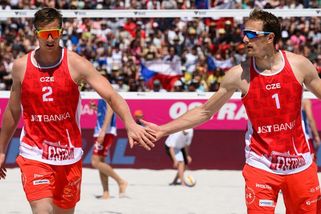 Tři hodiny na deset kilometrů? České šampiony čekalo drsné seznámení s pařížskou dopravou - Sport.cz