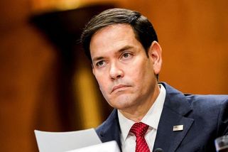 USA hrozí přehodnocením vztahů s NATO. Zlobí se, že jim spojenci s Íránem nepomáhají