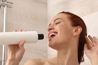 Kvíz: Poznáte, ze kterého českého filmu nebo seriálu pochází tyhle legendární písničky? Předveďte se