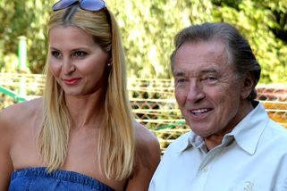 Dvojí metr Karla Gotta řešila Dominika i matka dcery Lucie dávno před dědickým řízením - Médium.cz